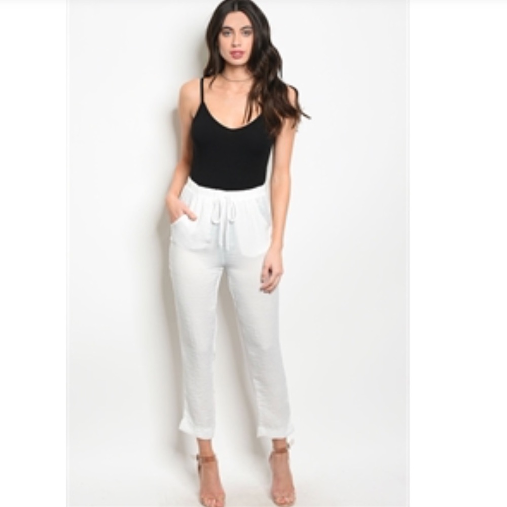 ☕️Fantastic Cream Tapered Pant 🌟 - Picture 1 of 4